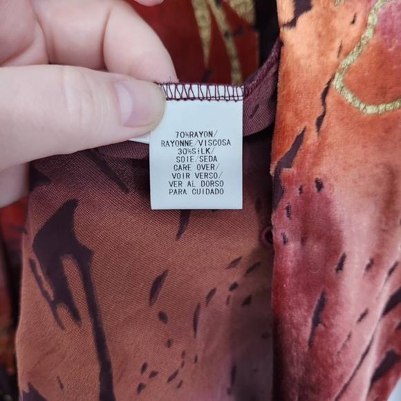 Due Per Due Womens Velvet Burnout Top Size 8 Brown Silk Blend Contemporary Artsy - Picture 7 of 9